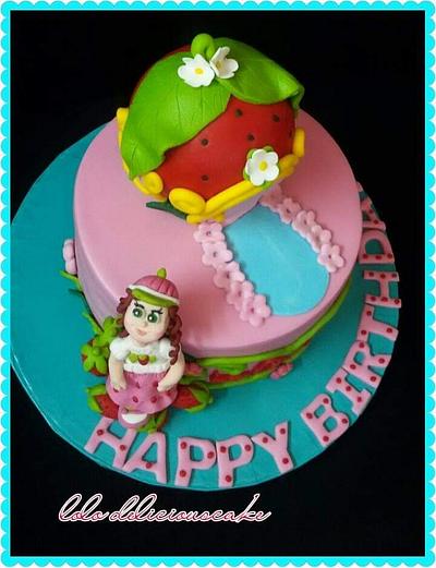 Strawberry 🍓 Cake by lolodeliciouscake - Cake by Lolodeliciouscake