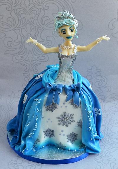 Ice queen  - Cake by Karen Keaney