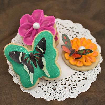 Wafer Paper Butterfly Cookies - Cake by Janine