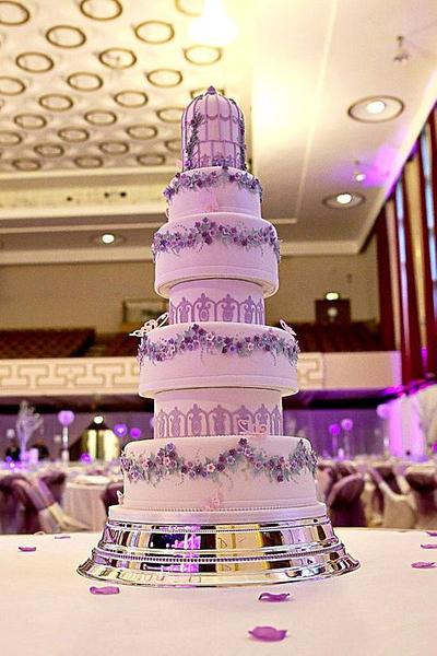 Vintage wedding cake - Cake by jameela