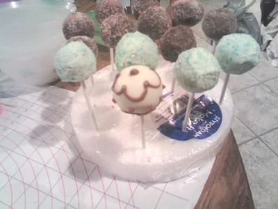 My latest craze in cake pops - Cake by Katie