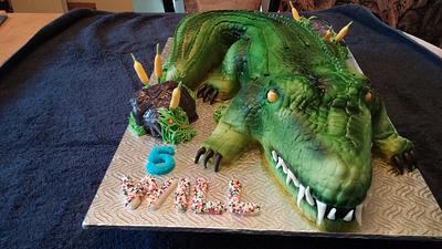 crocodile  - Cake by Landy's CAKES