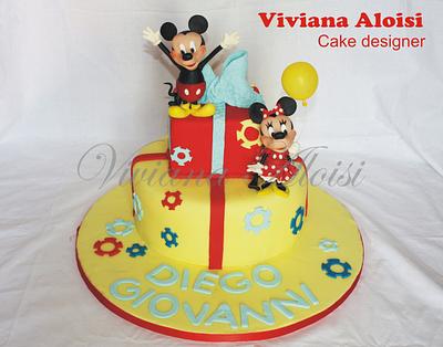 Mickey mouse and Minnie cake - Cake by Viviana Aloisi