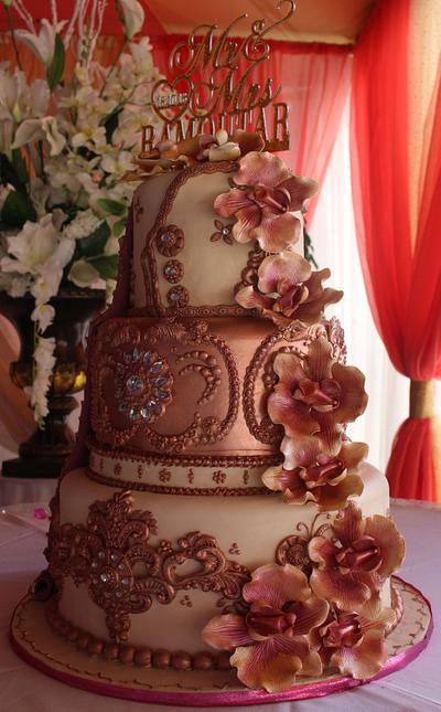 Beautiful Bronze - Cake by MsTreatz