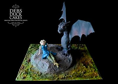 GoT Daenerys & Dragon Cake - Cake by DebsDuckCakes