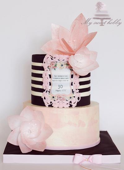 Wafer paper flowers - Cake by benyna