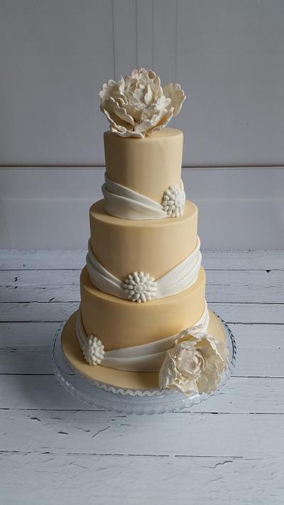Classic cake - Cake by Yvonne