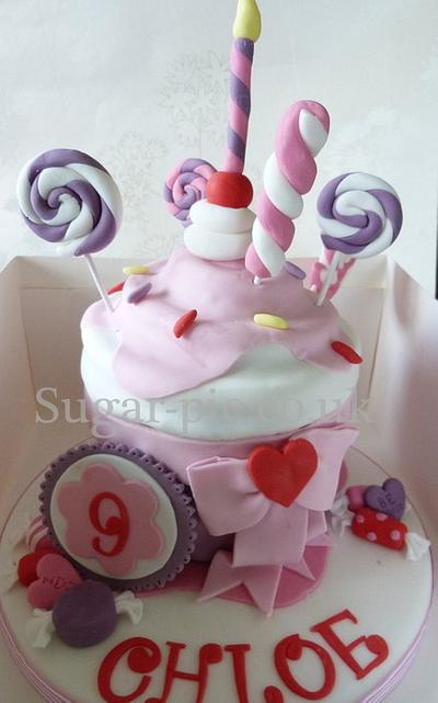Sweetie Giant cupcake - Cake by Sugar-pie