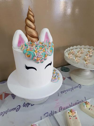 Unicorn cake  - Cake by DulceAtelier