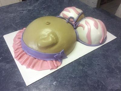 Belly Cake - Cake by Maria Felix Cakes
