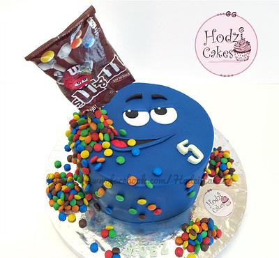 M & Ms Cake - Cake by Hend Taha-HODZI CAKES