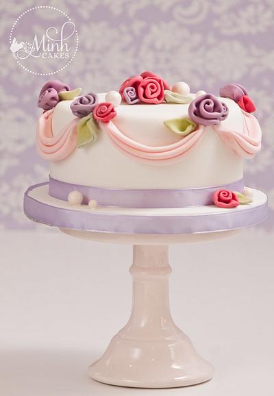 Rolled roses cake - Cake by Xuân-Minh, Minh Cakes