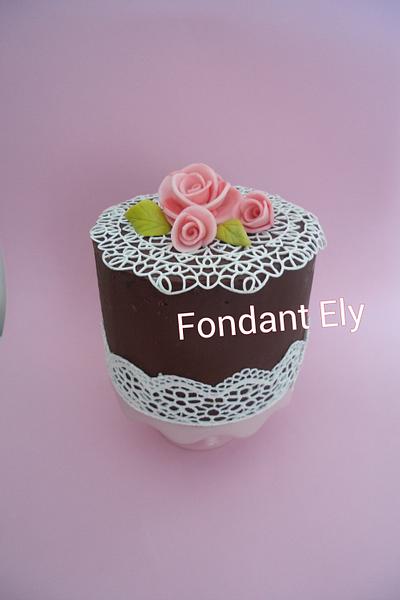 Cake con encaje comestible - Cake by Fondant manualidades Ely
