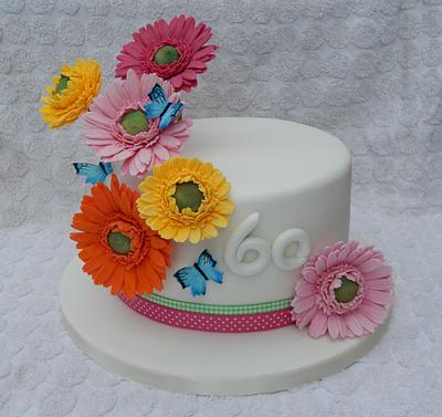 Little Gerbera Flower cake - Cake by Elizabeth Miles Cake Design