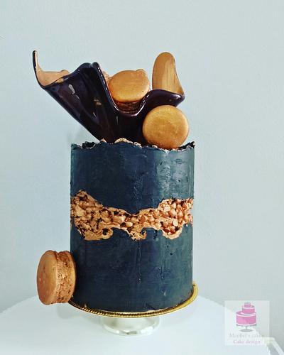 FaultLine black cake - Cake by MayBel's cakes