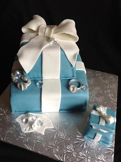 Tiffany box birthday cake - Cake by Linnquinn