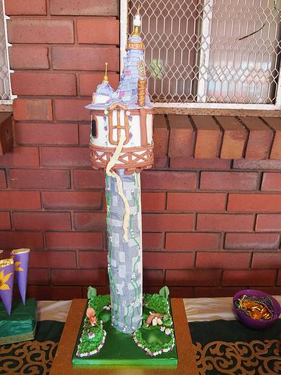 My daughters Tangled Tower - Cake by LCSCC