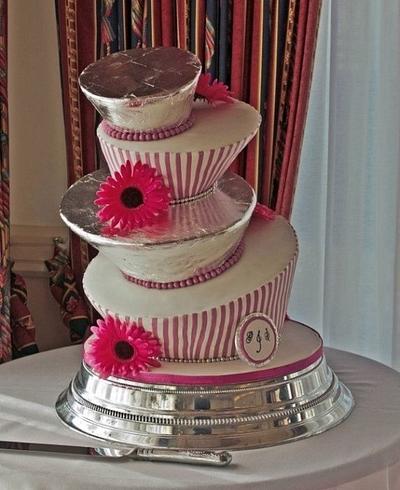 Topsy Turvy Wedding Cake - Cake by Lisapeps