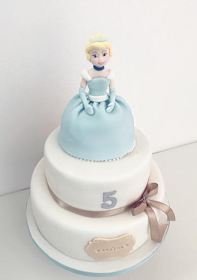 Cinderella cake - Cake by Dasa