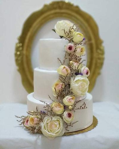 Rustic wedding cake - Cake by AzraTorte