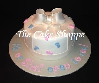 Gender Reveal cake - Cake by THE CAKE SHOPPE