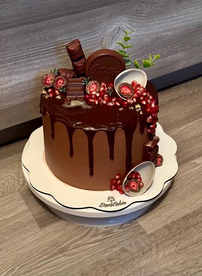 Chocolate cake - Cake by DaraCakes