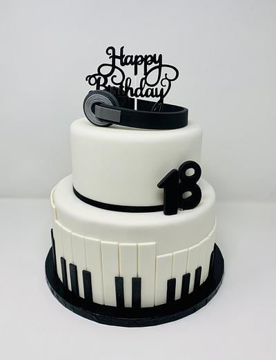 Piano - Cake by Il Sogno di Annette