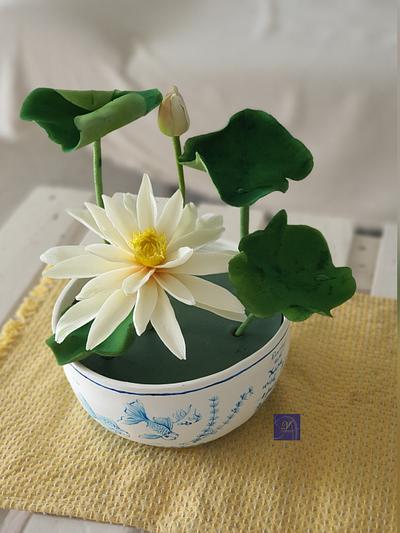 Water Lillies and Hand Painted Blue White Porcelain Cake - Cake by Ms. V
