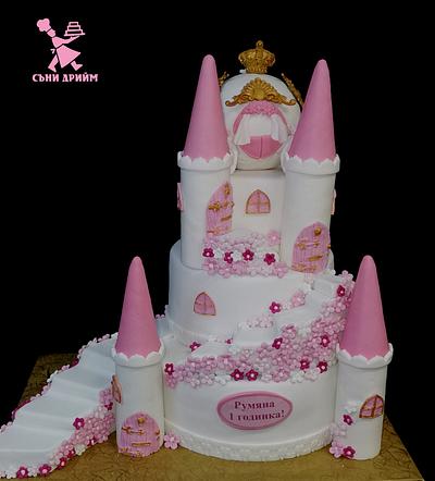 Cake Castle  - Cake by Sunny Dream