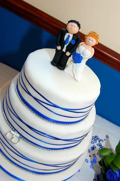 wedding cake  - Cake by KerryCakes