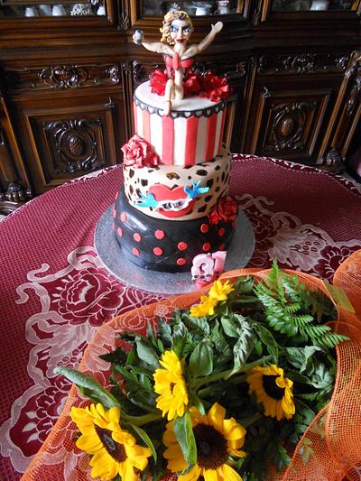 cake  burlesque - Cake by Littlesweety cake