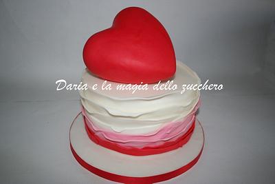 Heart cake with ruffles - Cake by Daria Albanese