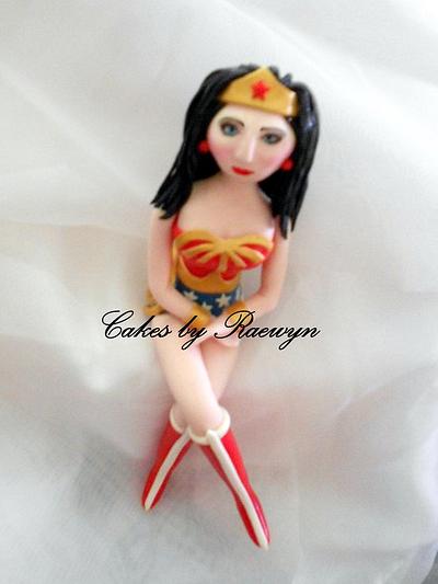 Wonder Woman Figurine - Cake by Raewyn Read Cake Design