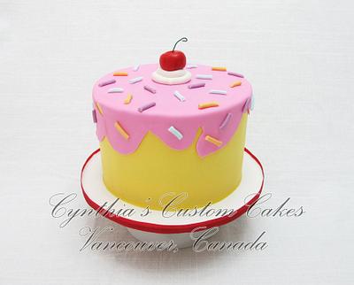 Buttercream with fondant details - Cake by Cynthia Jones