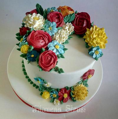 Meringue buttercream flower cake  - Cake by Filomena