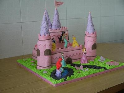 Disney Princess castle - Cake by Marina Costa