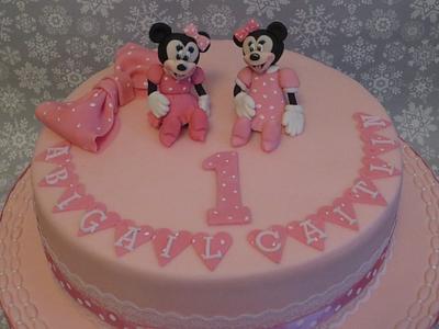 Minnie Mouse for twins - Cake by K Cakes