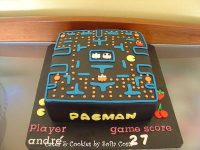 Tha Pacman cake - Cake by Sofia Costa (Cakes & Cookies by Sofia Costa)