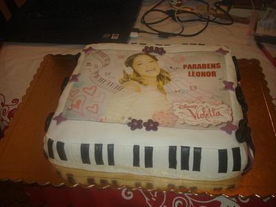 Violetta  - Cake by neidy