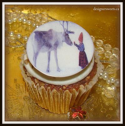 Christmas Cupcake Collection  - Cake by DesignerSweets