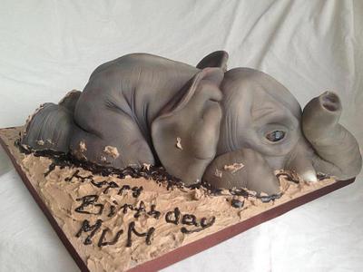 My baby elephant Brian - Cake by Aggy Dadan