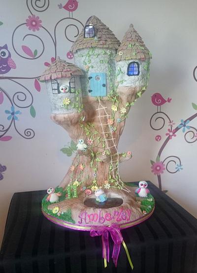 Owl's Tree House - Cake by Nonie's