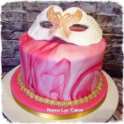 Masquerade  - Cake by Nanna Lyn Cakes