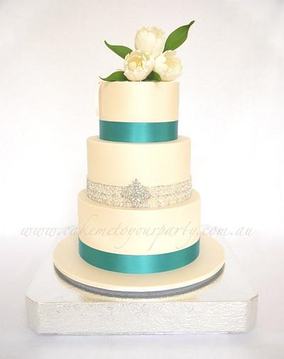 White Tulip Wedding Cake - Cake by Leah Jeffery- Cake Me To Your Party