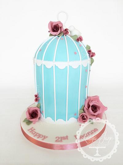 Vintage birdcage - Cake by Laura Davis