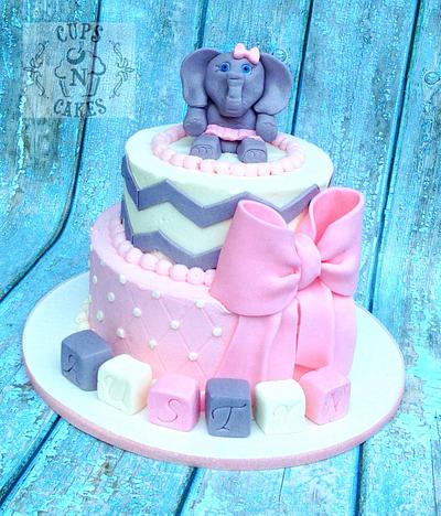 Elephant baby shower  - Cake by Cups-N-Cakes 