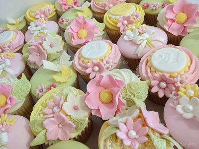 Girly Cupcakes - Cake by Shereen