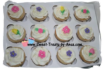 Bridal Shower Cupcakes - Cake by Ansa