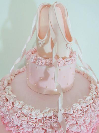 Michelle's Ballerina cake - Cake by Sugar&Spice by NA