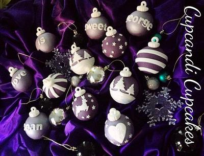 Regal purple christmas bauble cupcakes - Cake by Cupcandi Cupcakes